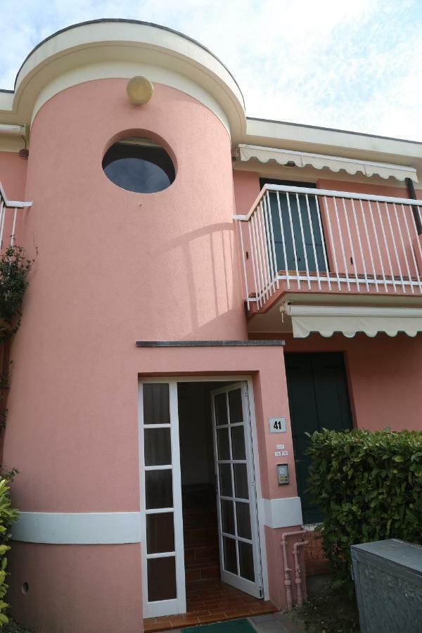 Ferienwohnung Seaside Terrace & Pool Getaway Cavallino-Treporti Exterior foto